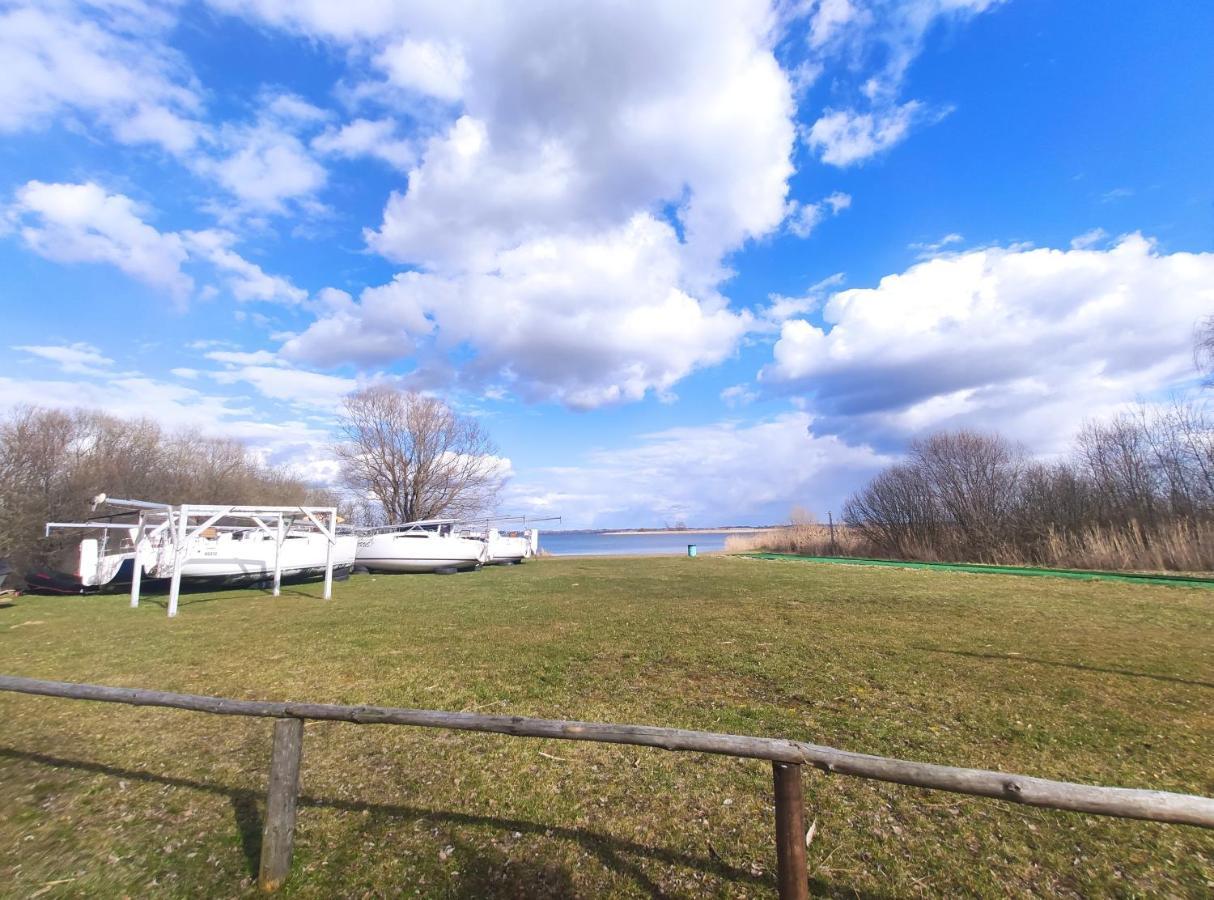 Apartament Zeglarski Wilkasy Buitenkant foto